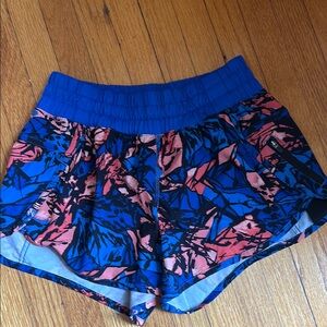 Lululemon Athletica Blue and Pink Athletic Shorts with Elastic Waistband